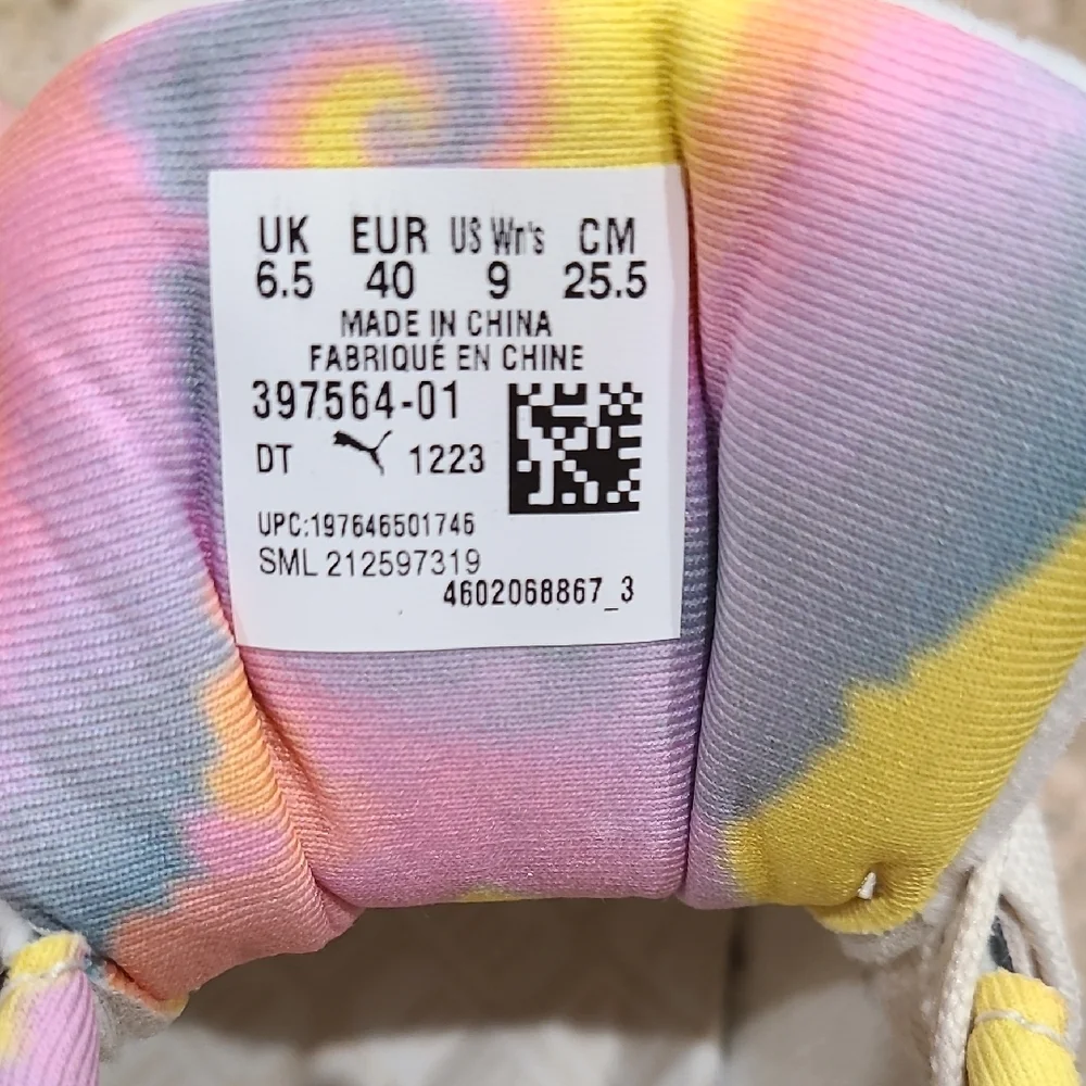 Puma Squishmallows Cam #1 Multicolor Sneakers with Cat Design Womens Sz 9